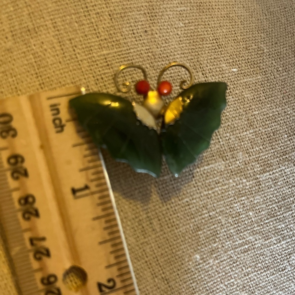 Vtg Jade and Coral Butterfly Pin/Pendant Jade Dynasty Collection brooch - Picture 4 of 5